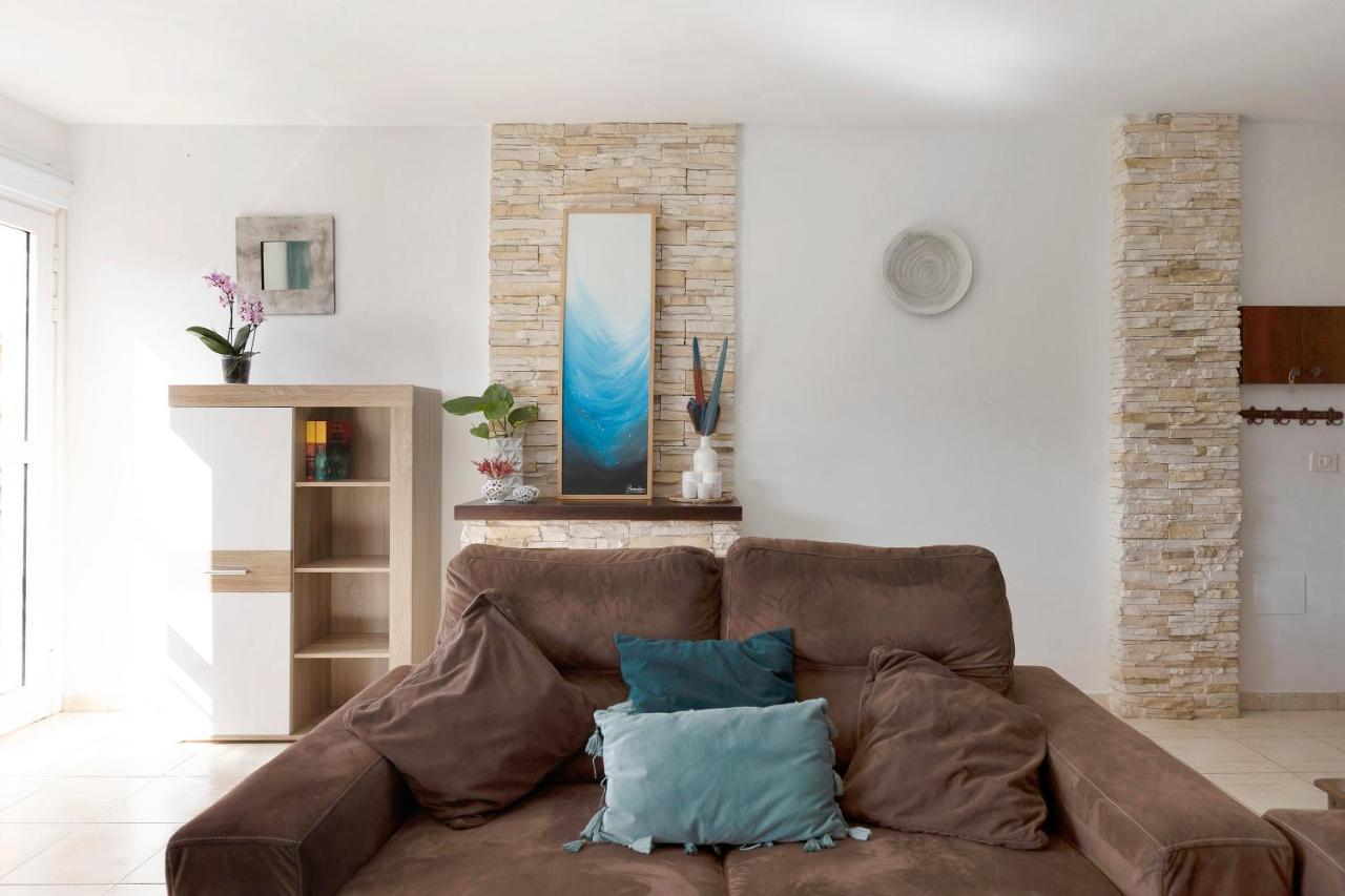 فيلا Duplex India تاكورونتي المظهر الخارجي الصورة